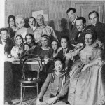 М.А. Чехов с участниками спектакля «Любовь – книга золотая» А. Н. Толстого. Первая студия МХАТ 1923